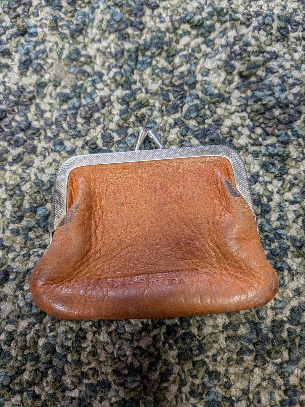 Vintage Genuine Deerskin Leather Made In USA Kiss Lock Coin Purse